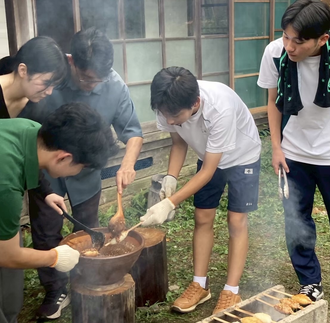 4382E721-D698-4196-9372-4C65B6AE4489